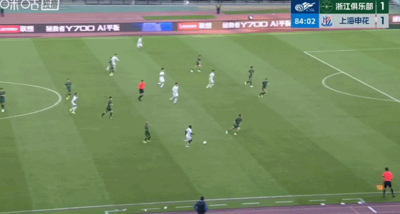 申花客场1-1浙江队 杨皓宇错失绝杀良机遭红牌罚