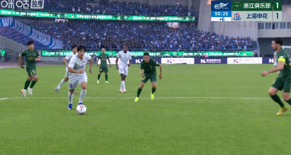 申花客场1-1浙江队 杨皓宇错失绝杀良机遭红牌罚