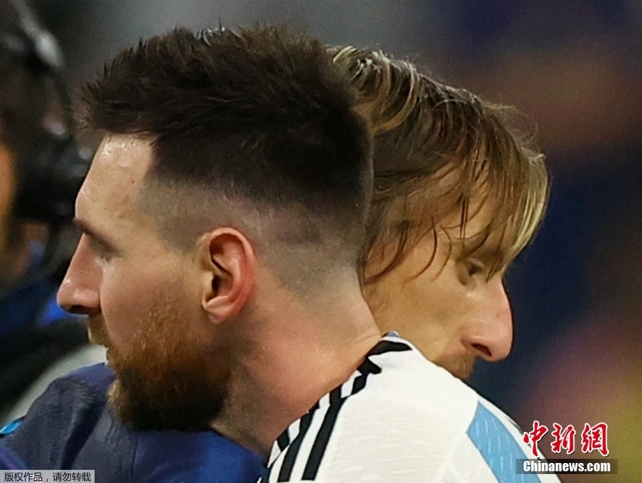 莫德里奇率克罗地亚登顶世界杯季军宝座