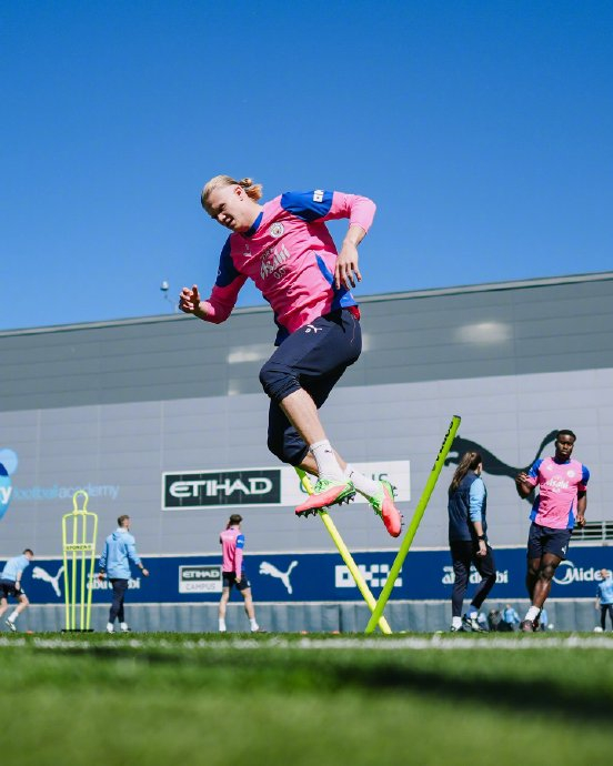 曼城足总杯半决赛备战引关注 战术细节曝光